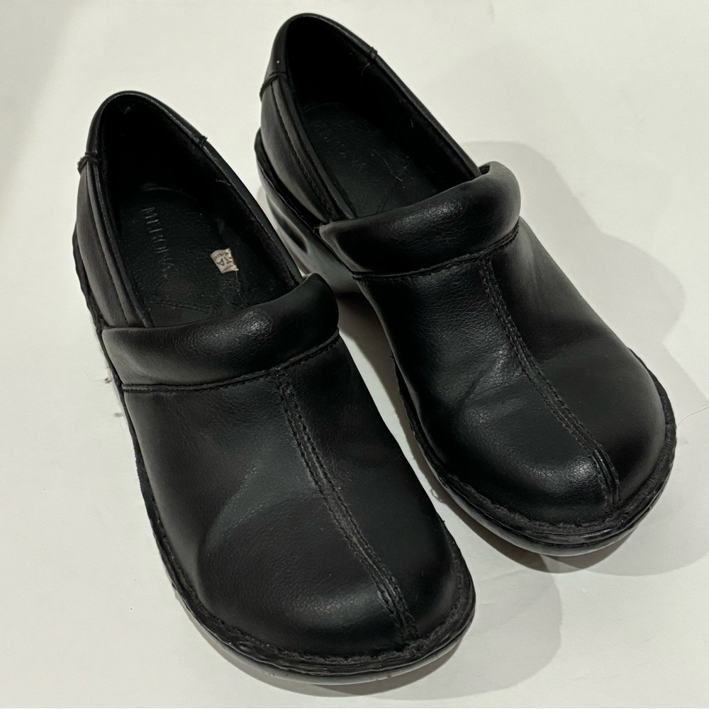 MERONA Women’s Slip On Casual Work Clogs - black, size 7.5